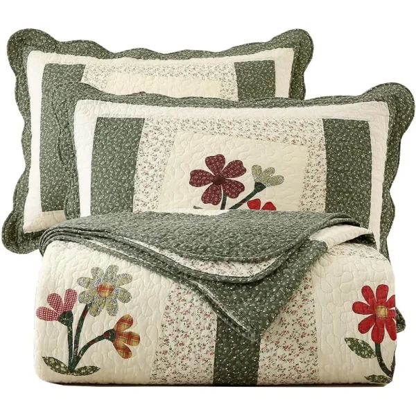 Farmhouse Green 3 Piece Embroidered Floral Quilted Bedspread Quilt Set